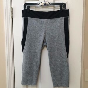 Aviva cropped leggings